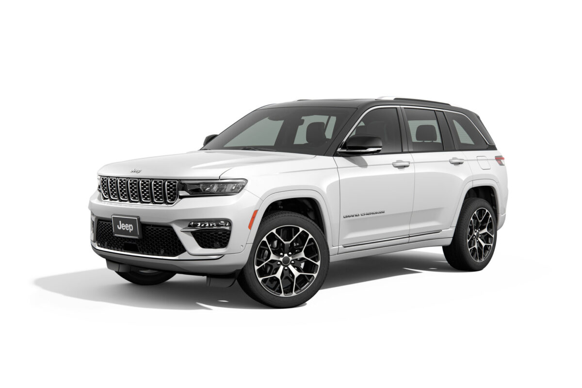 GRAND_CHEROKEE_5_SEATS_WHITE1